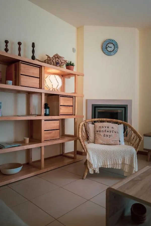 Casa Laranja, Aromas Burgau Apartment 0*,