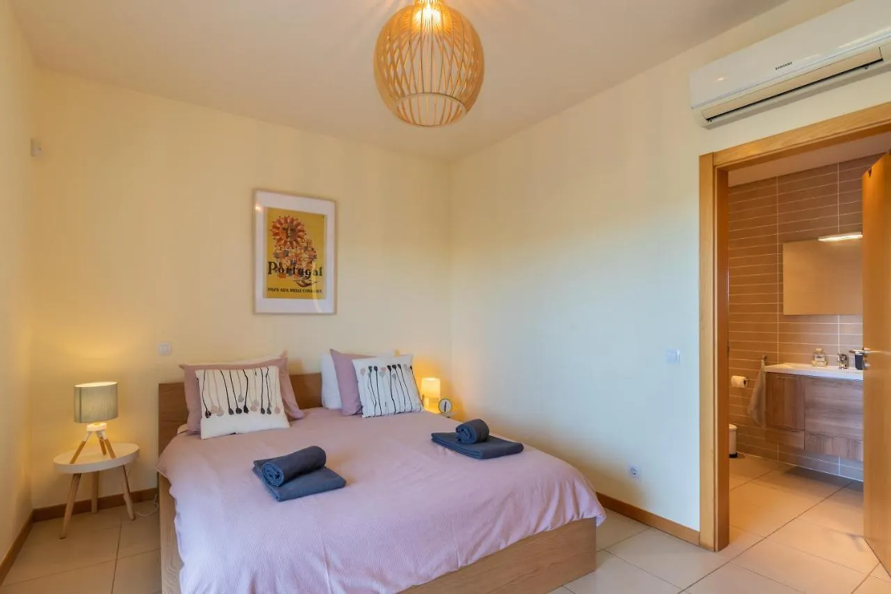 Casa Laranja, Aromas Burgau Apartment