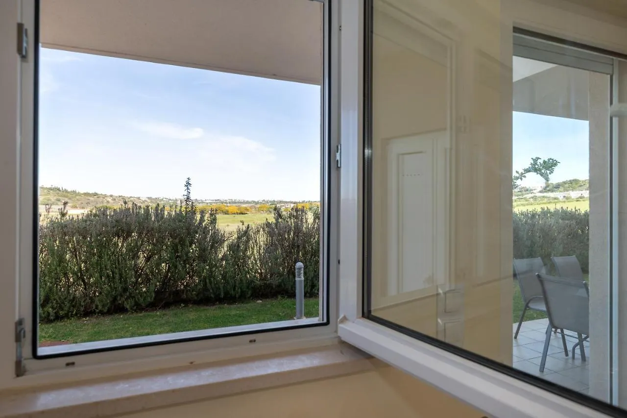 Casa Laranja, Aromas Burgau Apartment 0*,